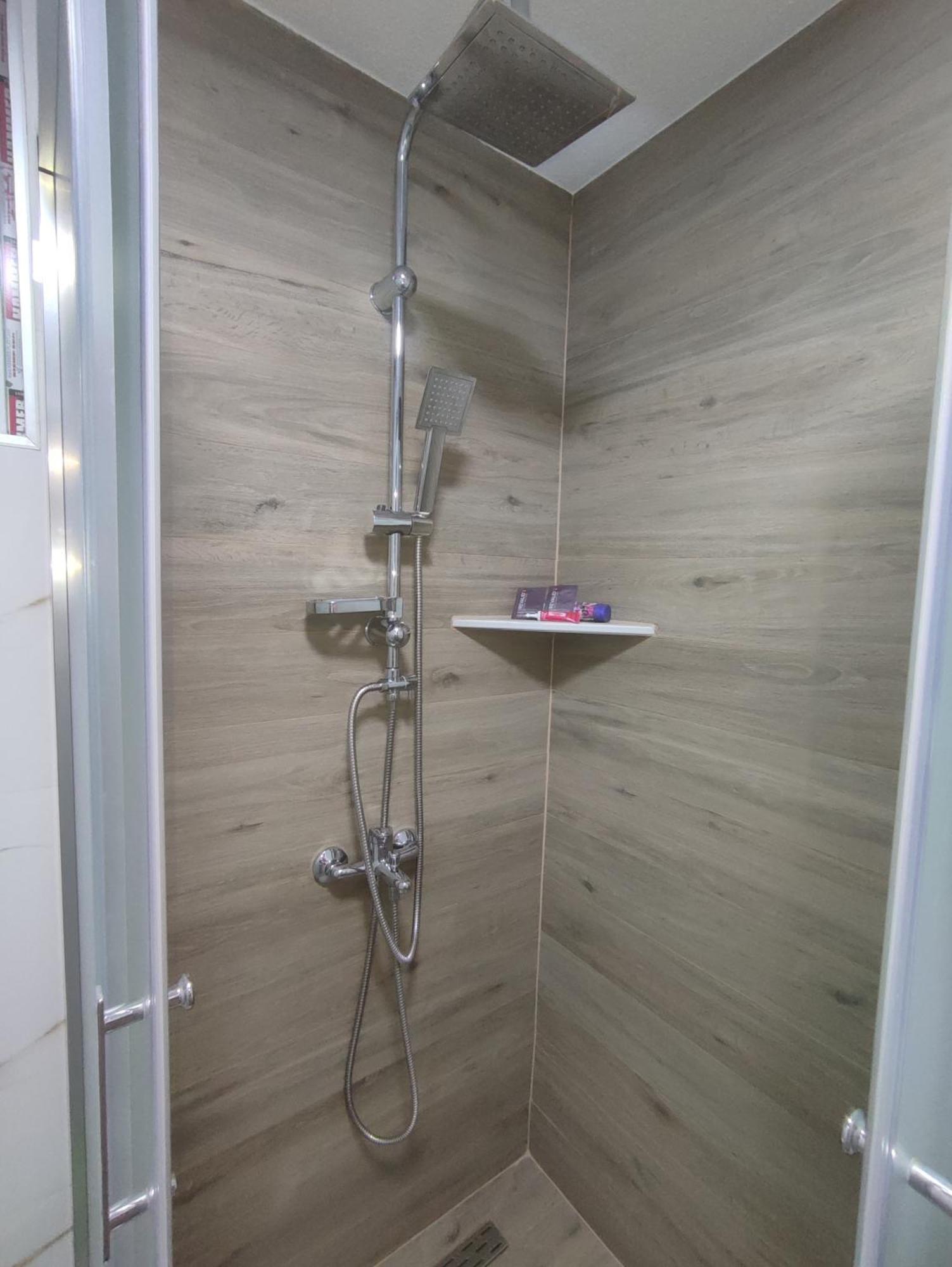 Elshani Guest House Nakjoski מראה חיצוני תמונה